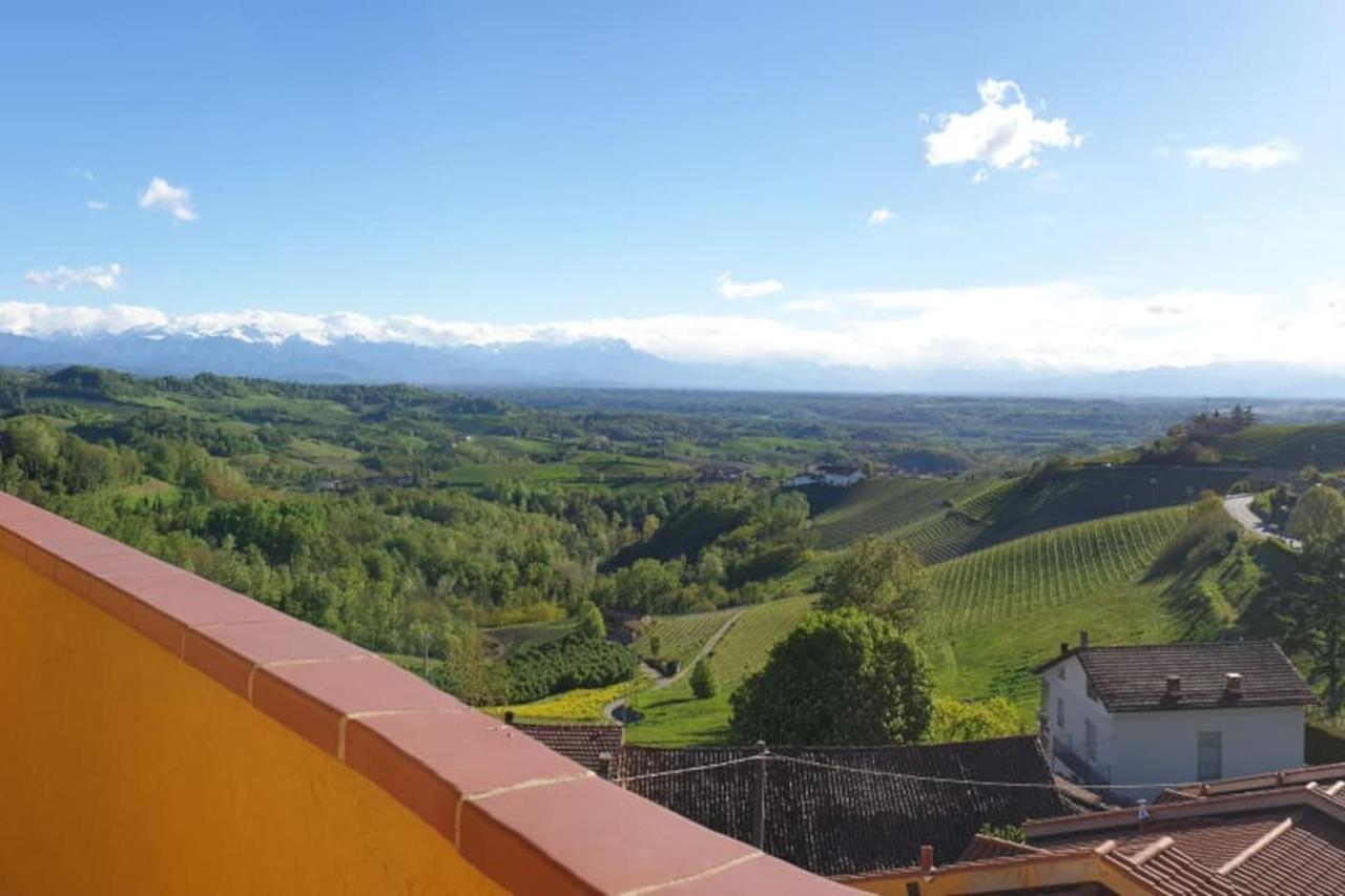 Langhe Belvedere Apartment Monforte dʼAlba Εξωτερικό φωτογραφία